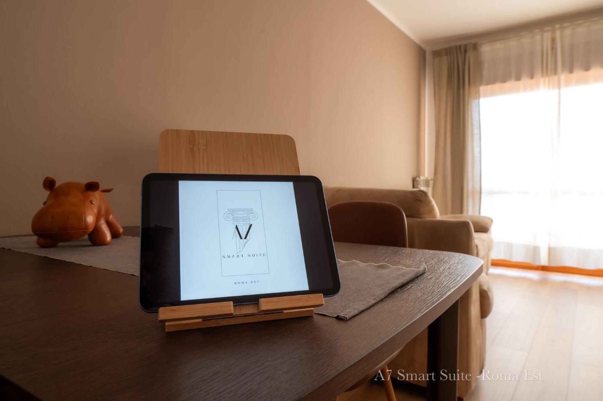A7 Smart Suite - Roma Est Extérieur photo